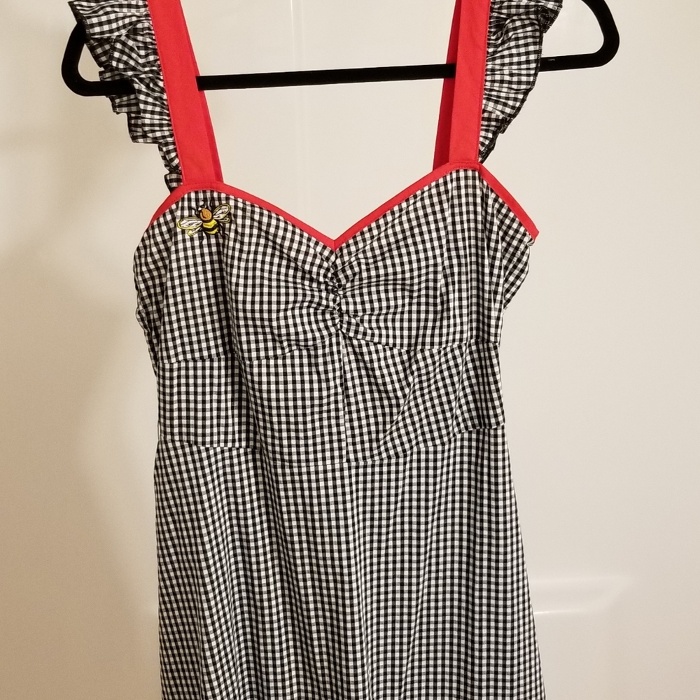 Sourpuss Gingham Dress Embroidered Bee Large